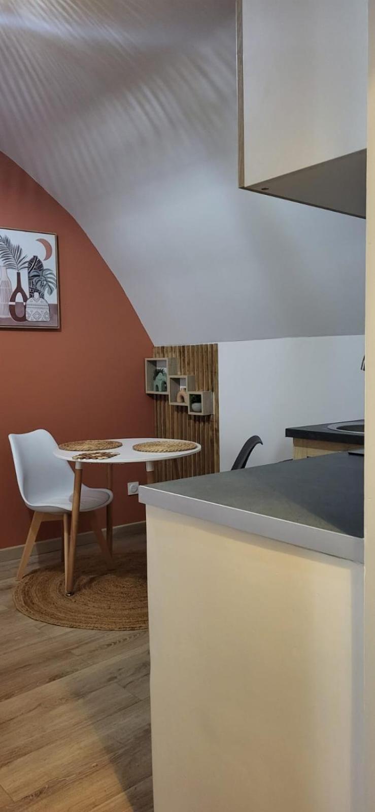 Entre Uzes Et Le Pont Du Gard La Cachette Romantique Apartment Collias