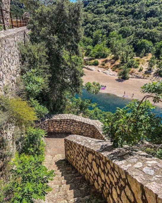 Entre Uzes Et Le Pont Du Gard La Cachette Romantique Apartment